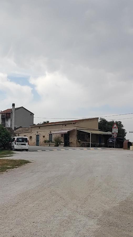 B&B I Tre Ulivi Morro dʼOro Exterior foto